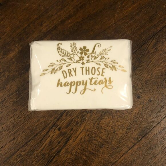 Bridal pop socket, tissues, cake toppers, hair tie - Picture 2 of 4